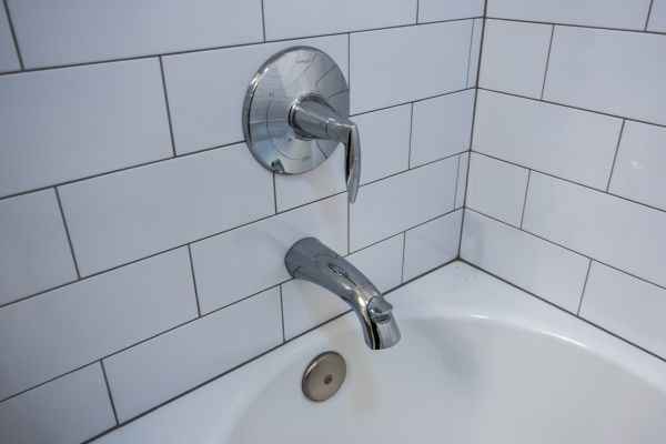 Tub Spout Replacement in St Louis