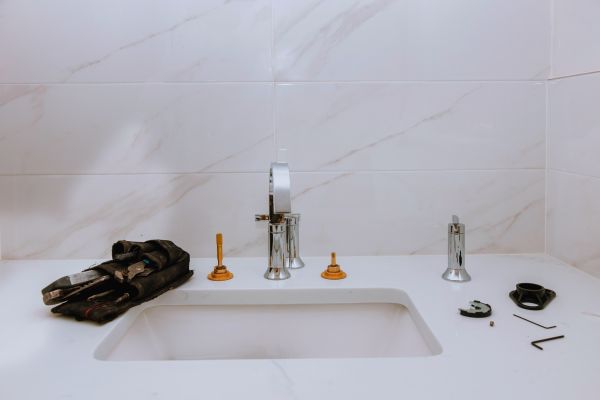 Porcelain Sink Installation in St Louis